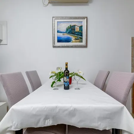 Apartamento With Wifi - 20346